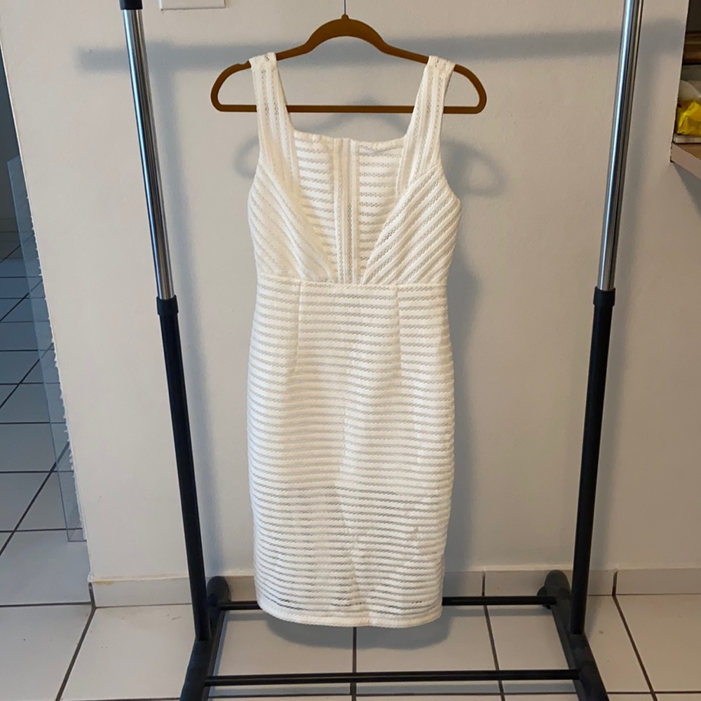 Mustard Seed, medium, detailed dress.